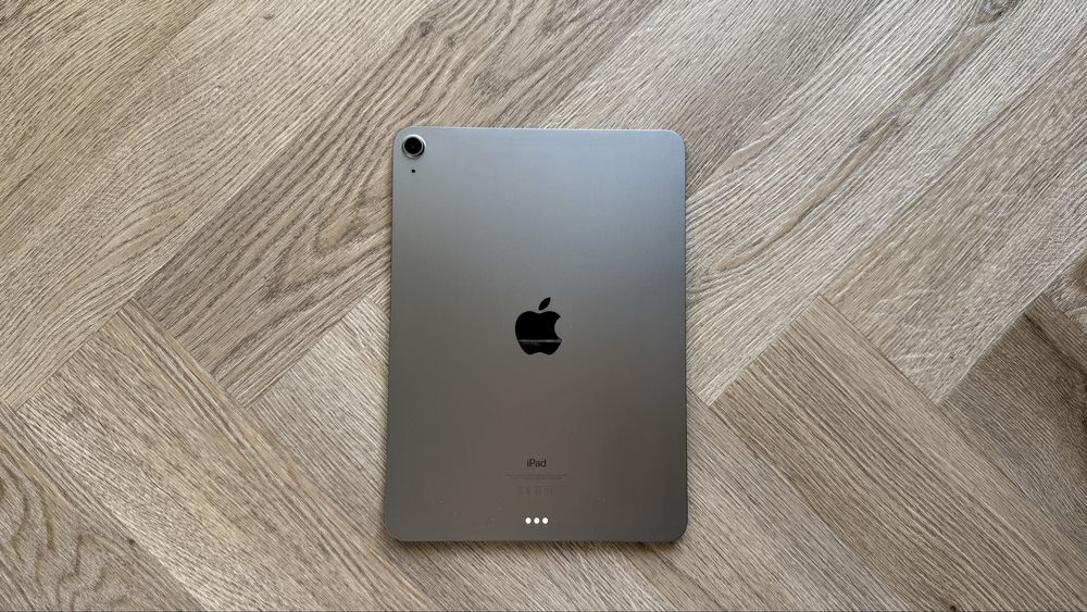 iPad Air 4 (10.9”) stare foarte buna