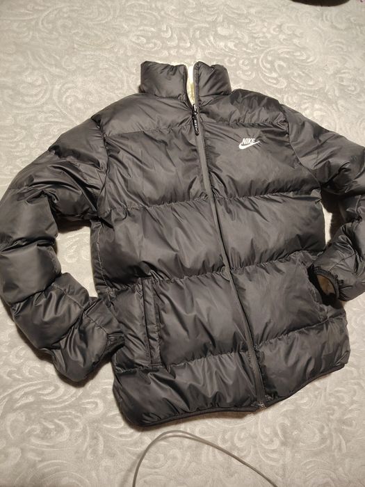 Geaca Nike cu două fete