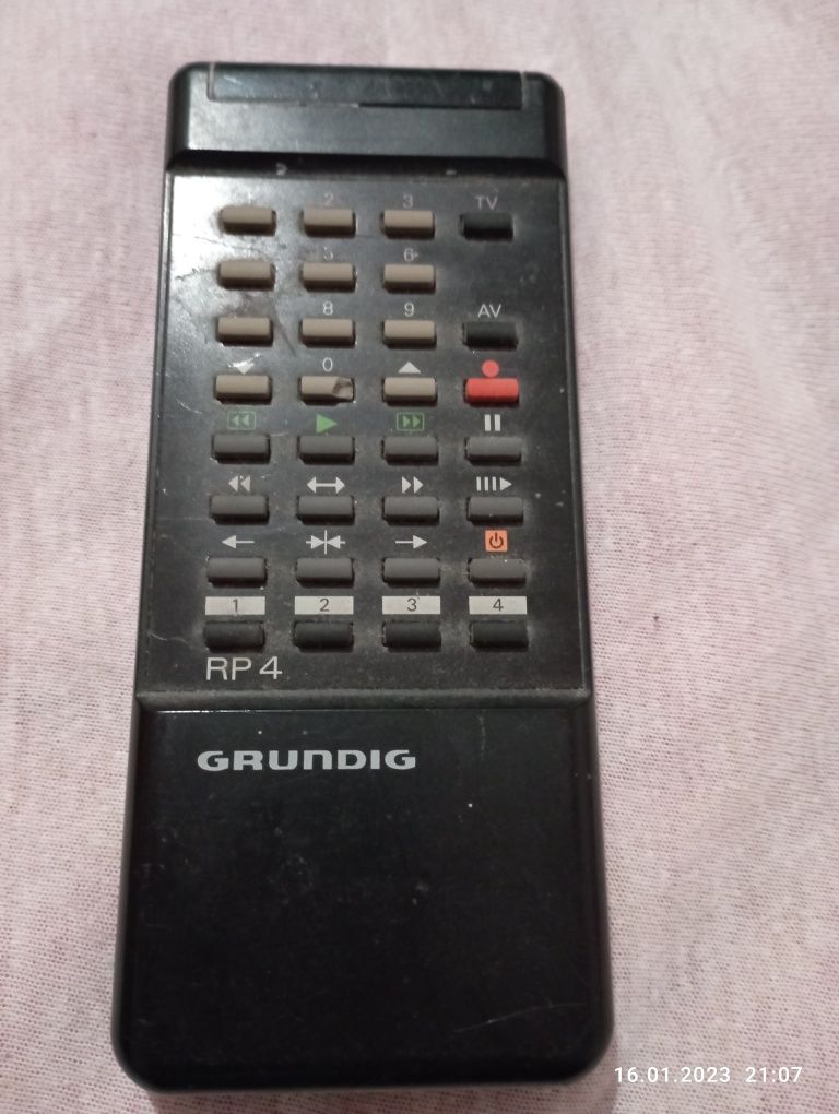 Telecomandă Grundig