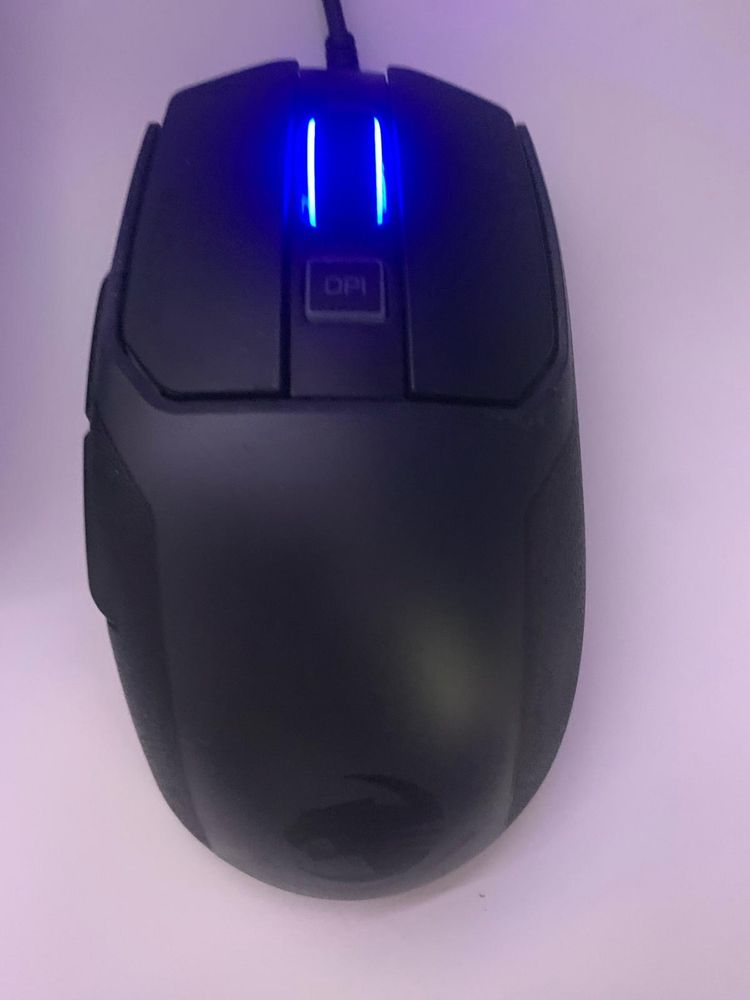 Roccat Kain100 gaming mouse