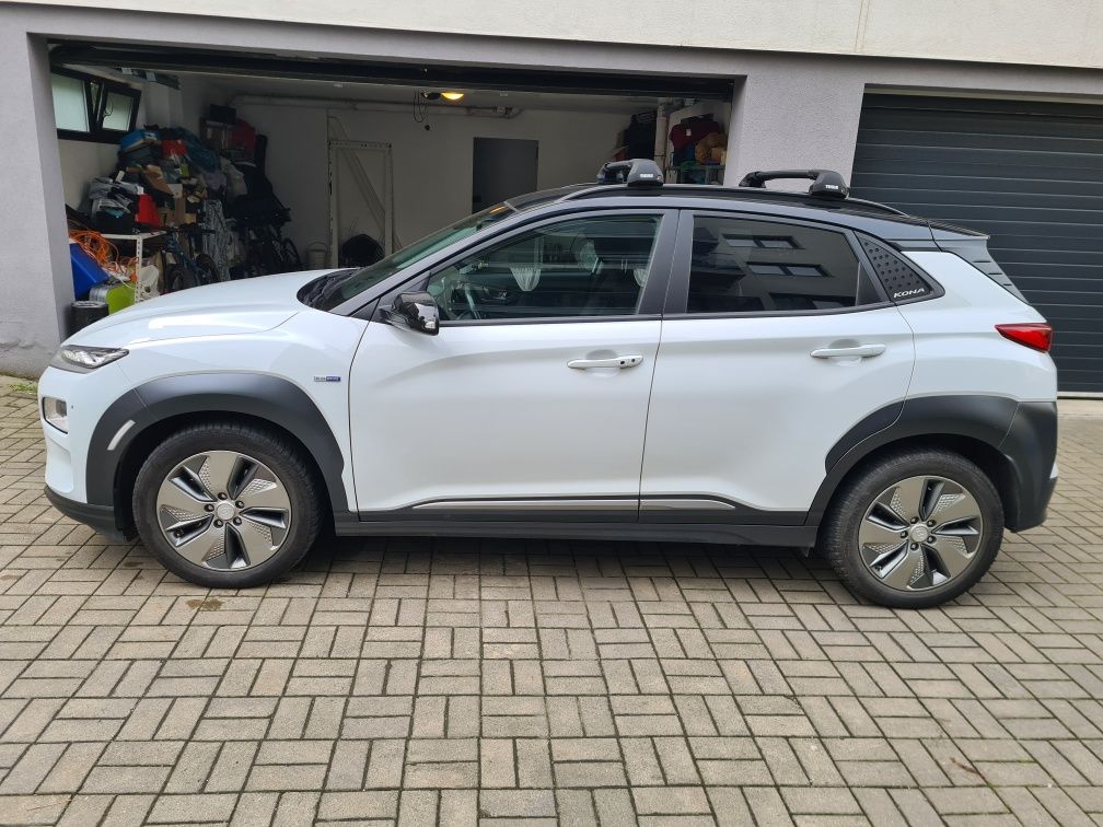 Hyundai Kona Luxury 64 kw