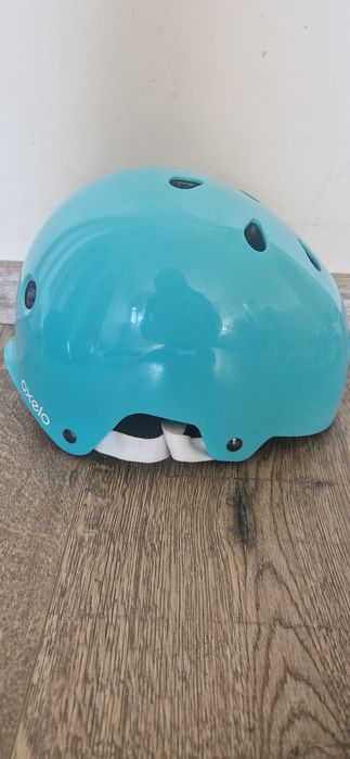 Каска"Оxelo" за  велосипед, ролери, скейтборд и тротинетка.