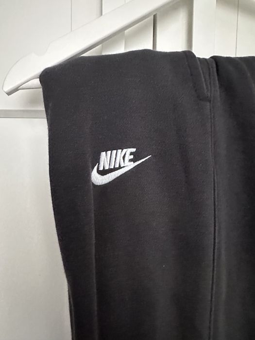 Тениски и долница Nike