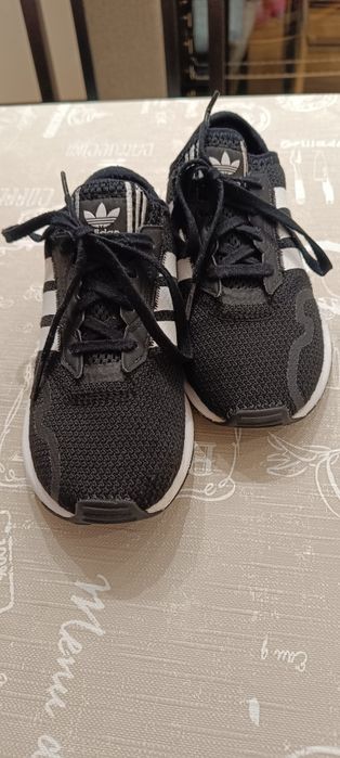 Adidas băieți 32