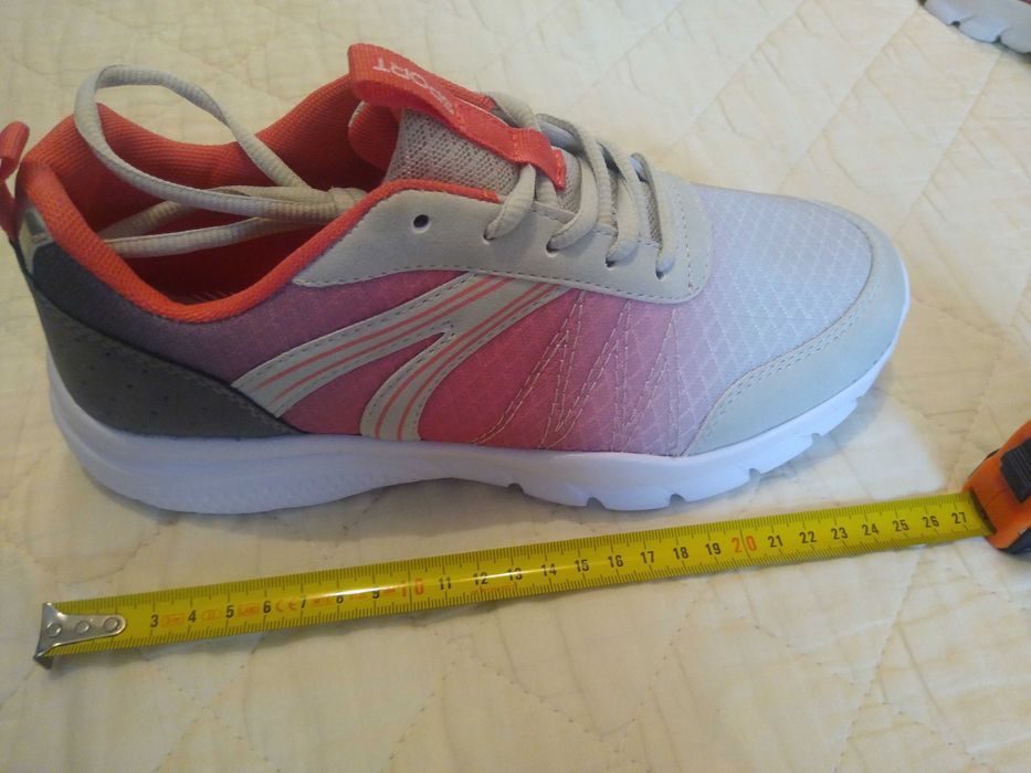 Adidași Sport superbi    dame mărimea 38