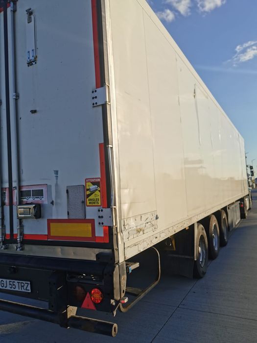 Vamd urgent Duba frig Krone  2009 agregat Carrier 1850