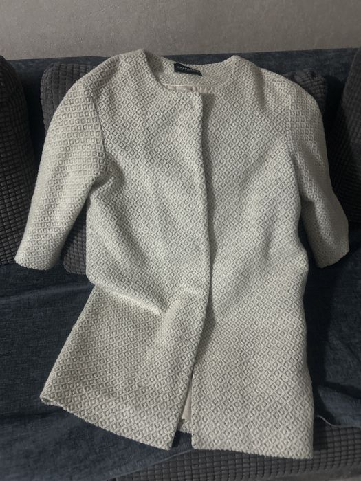 Продам пальто осень-весна