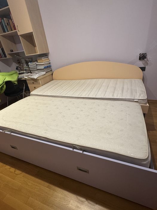 Разтягащо се единично легло, което става на спалня + два матрака