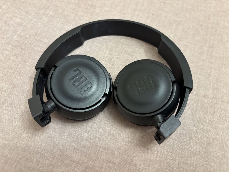 Безжични слушалки JBL T450BT