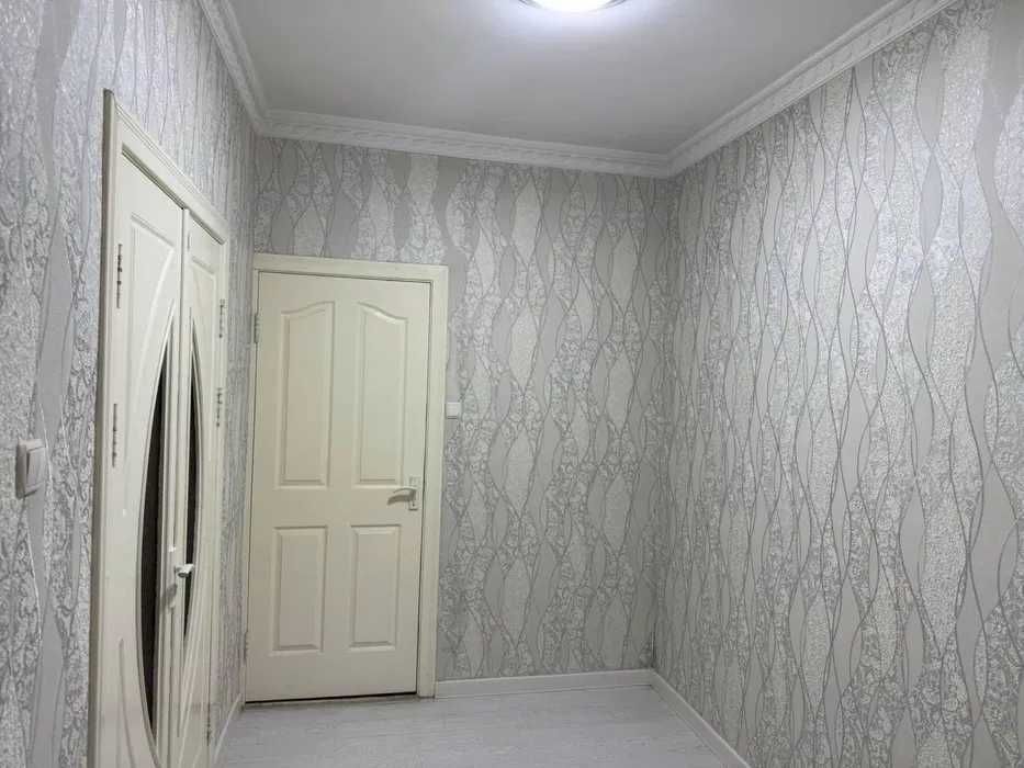 Ш.СРОЧНО аренда к-ра в Сергели-2 3/1/5  оилага ярмарка 20-25 бўшиди