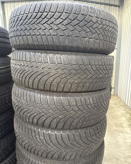 Anvelope de iarna 215/65 R17
