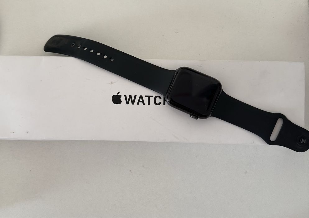 Продам Apple iWatch 44 SE