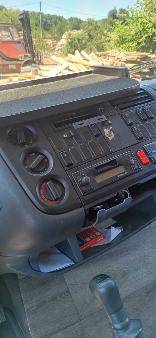 Mercedes Atego 815
