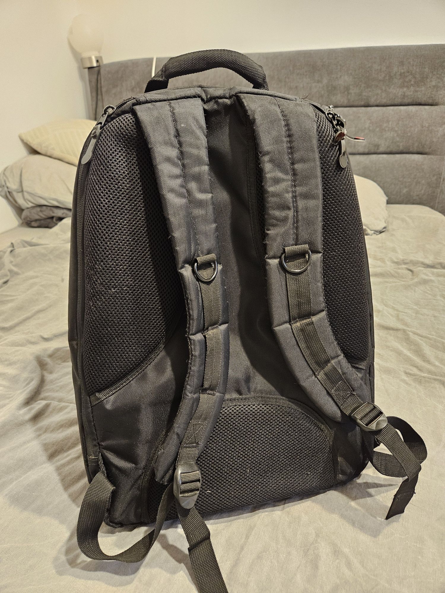 Rucsac spațios Laptop Hama
