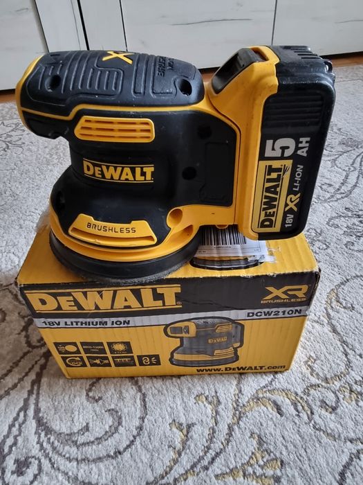 Slefuitor Dewalt dcw210n + baterie 5ah