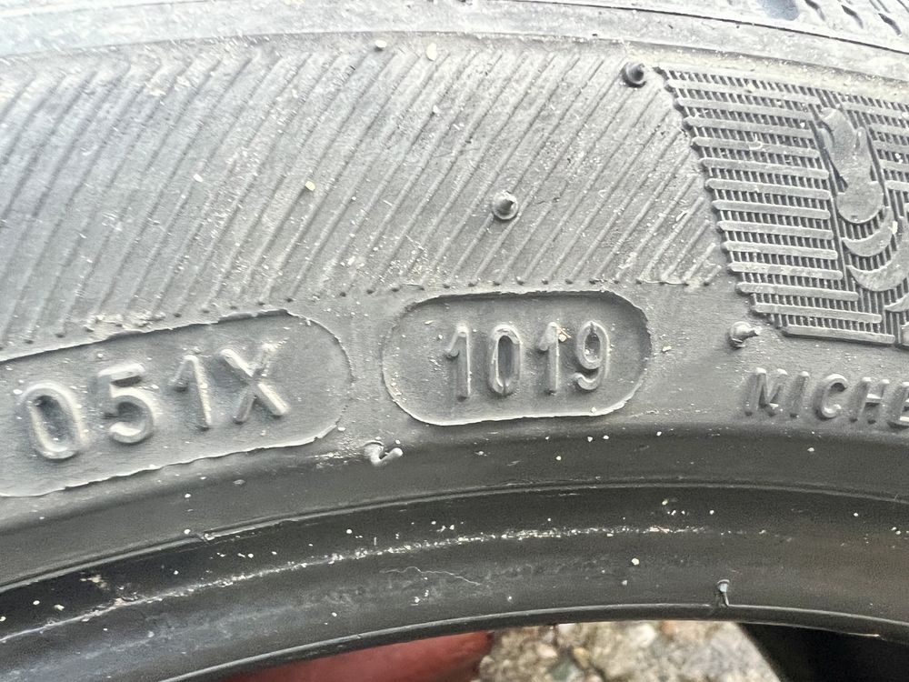 Всесезонни гуми Michelin CrossClimate 245/40/R18 3 бр.