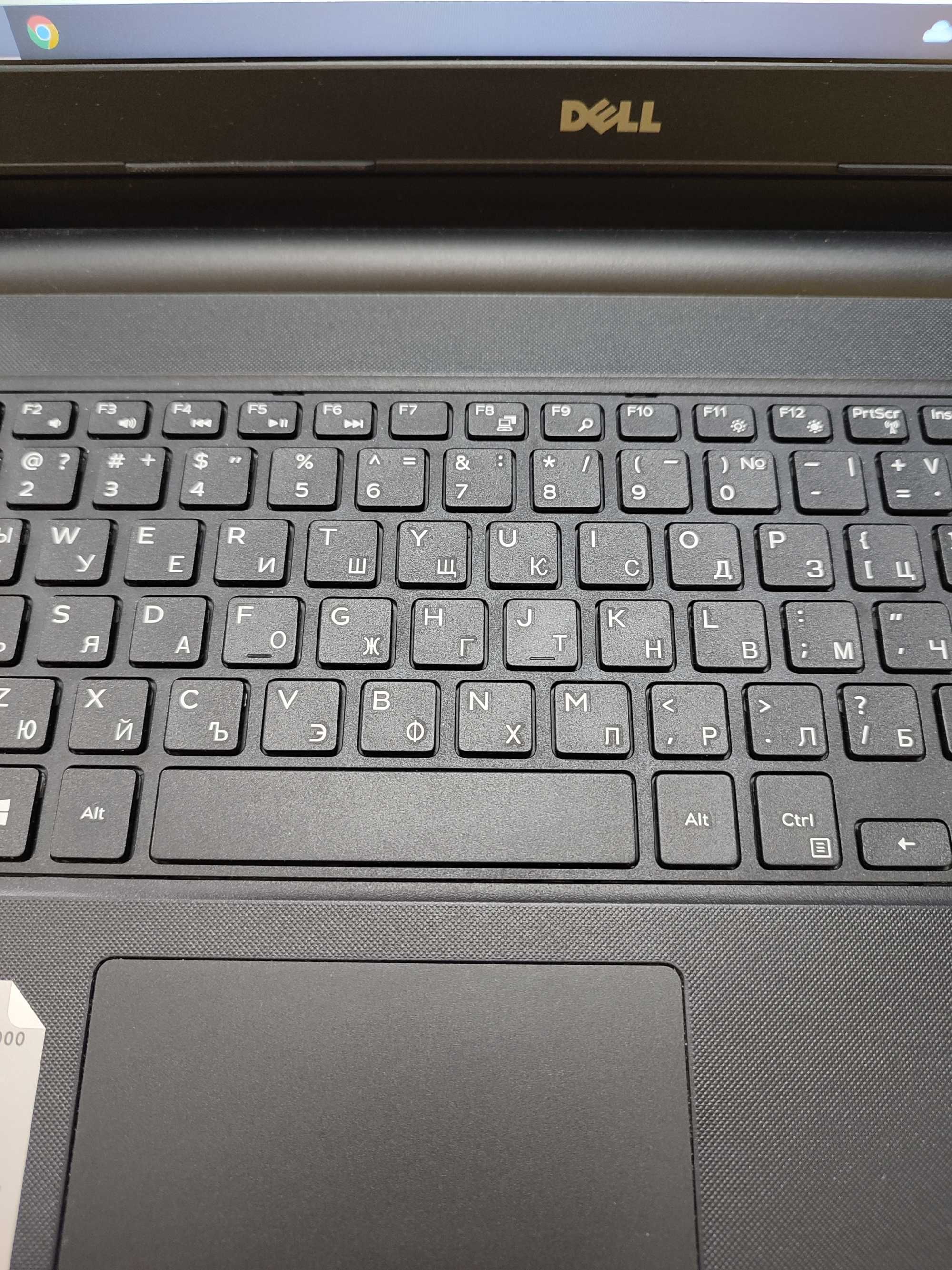 Продавам лаптоп DELL Inspirion 15 3000