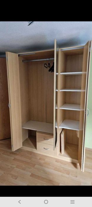 Vând dulap cu oglindă