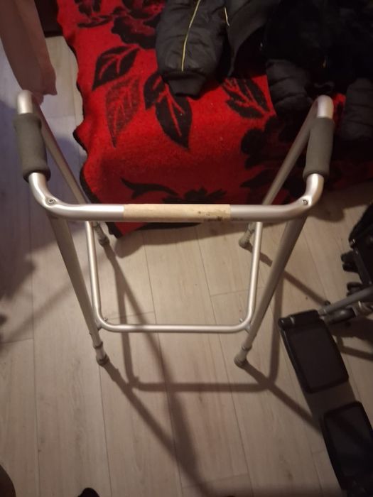 Vând cadru fix aluminiu