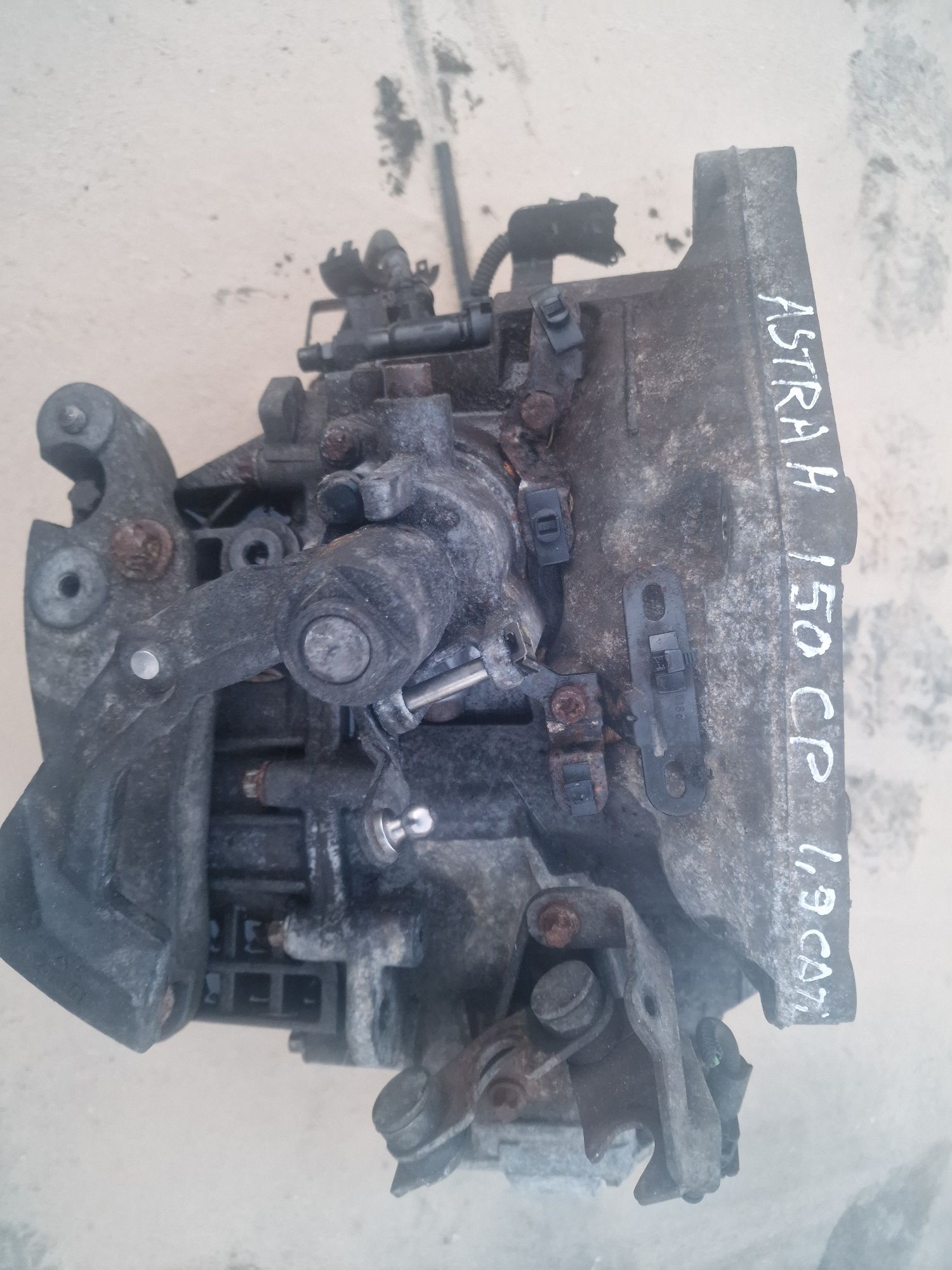 Cutie viteza 6+1trepte M32 Opel Astra H/Zafira B motor 1,9cdti