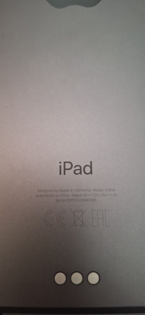 Apple iPad Pro 1 11.0" (2018) 1st Gen Cellular, 256 GB, Space Gray