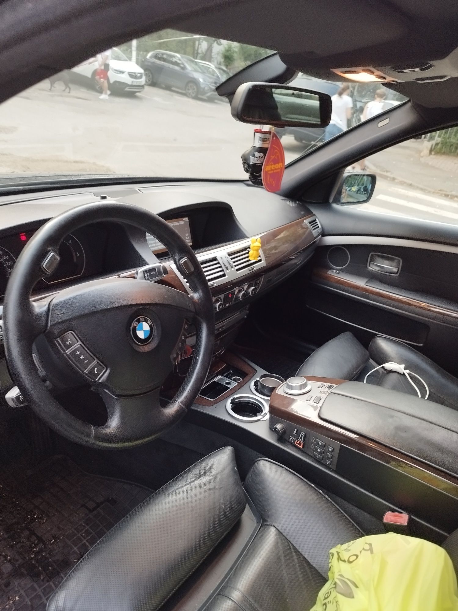 Vand bmw 730D 3500€