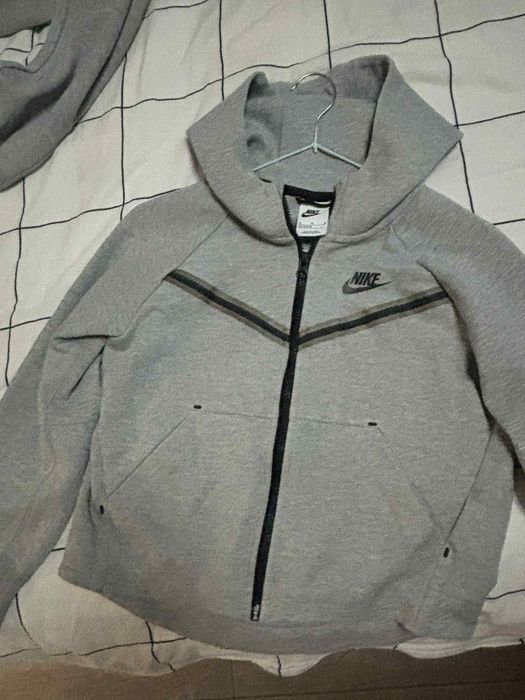 Nike teck fleece 138-146 см.
