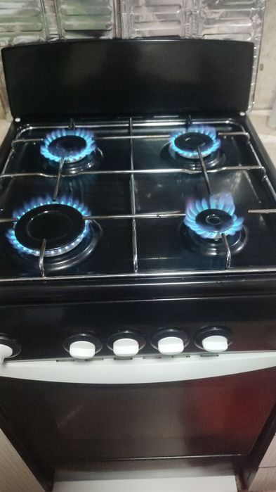 Газовая плита четырёхкомфортная