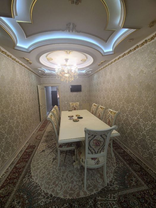 Чиланзар квартира продается 2 комнатная сделана 3х комнат