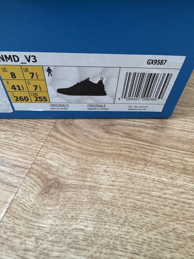 Чисто нови маратонки adidas nmd v3 black
