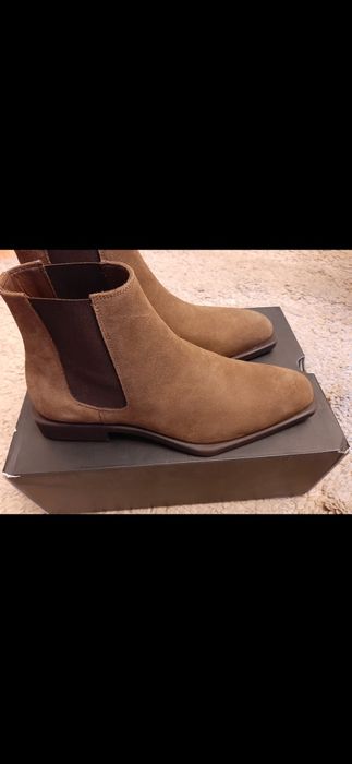 Ghete Chelsea Zara cu talpa geometrica,model Lous Vuitton,t,maro si ne