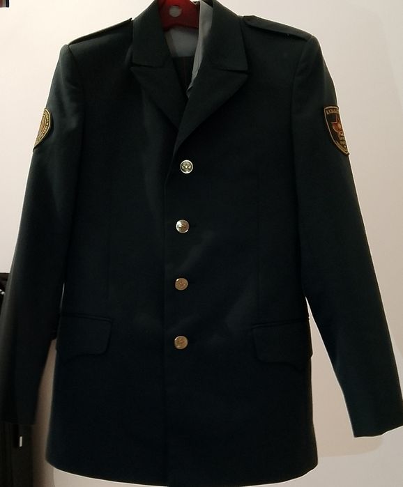 Военный форма для школьников и на работу