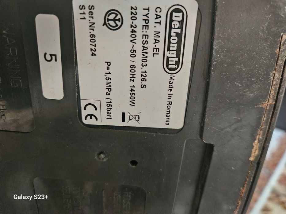 Vând Espressor Delonghi Magnifica