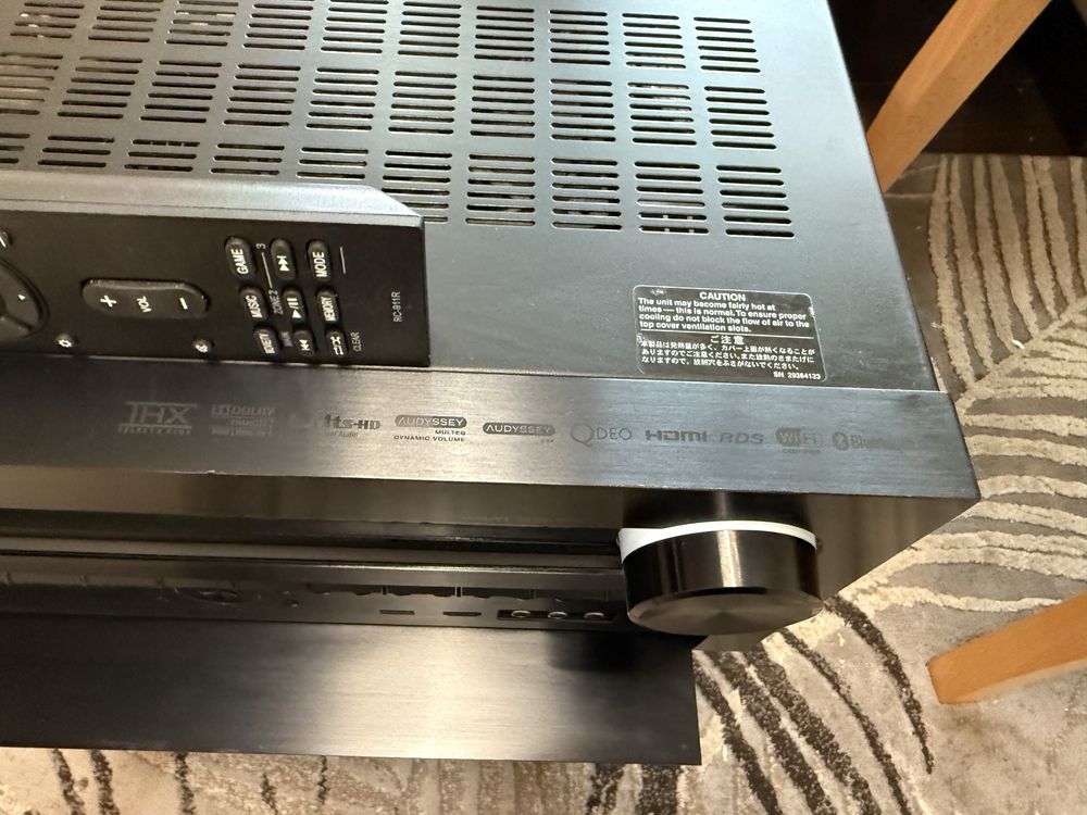 Onkyo TX-NR828 Bluetooth Wi-FI resiver