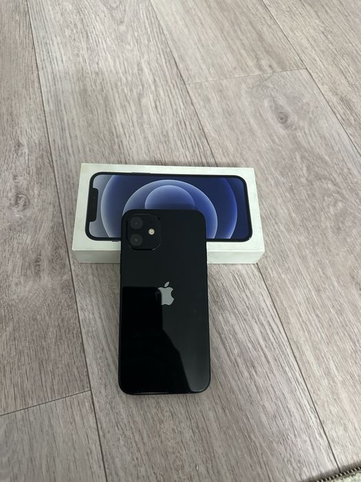 Айфон 12 ………………………