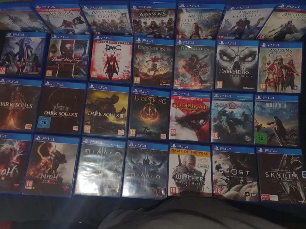 Jocuri PS4 FC25 GTA5 cu 50 de ron Manete Ps4 si PS4 PRO SLIM