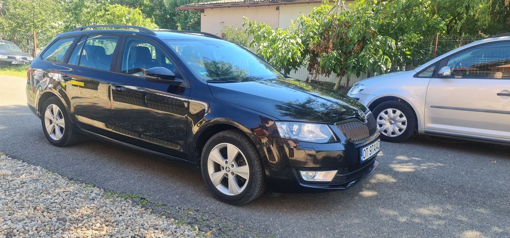 Vând Skoda octavia
