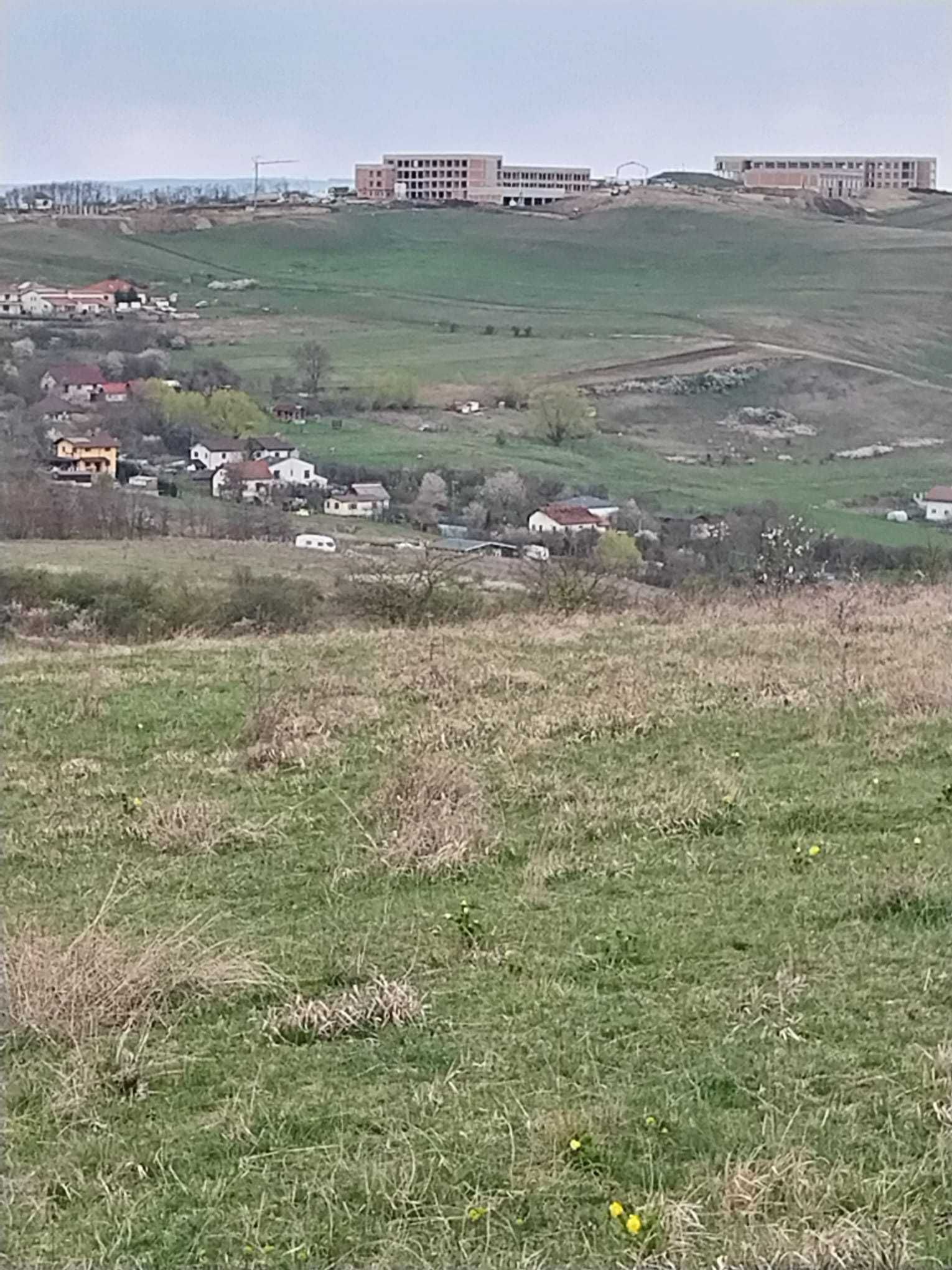 Vand 2500 mp teren intravilan Cluj zona Borhanci