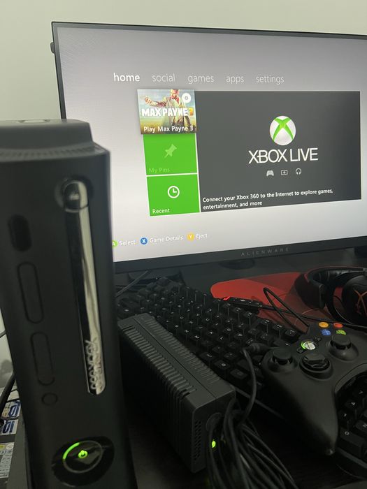 Consola XBOX 360 Fat Jasper,2 Controllere,WiFi,2 HDD 120GB,Jocuri