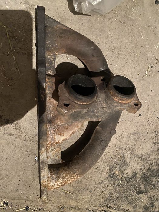 Колектор на мерс 111 мотор