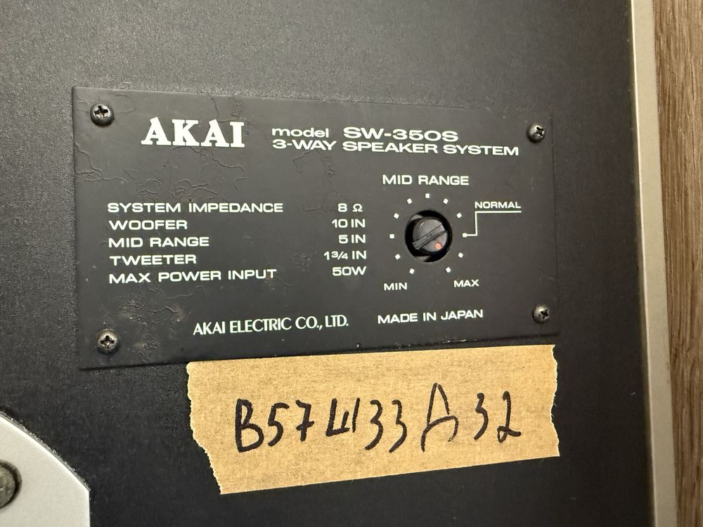 Akai SW-350S Качествени тонколони
