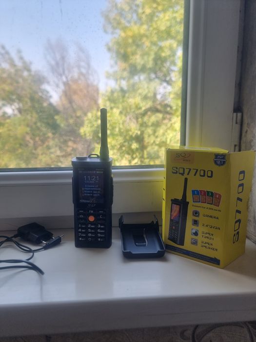 Telifon SQ7700.         .
