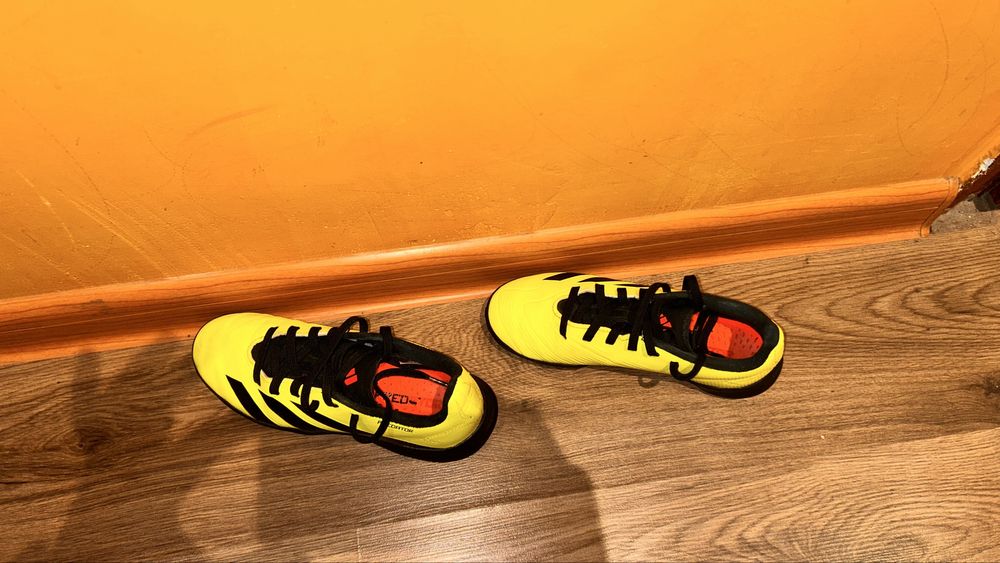 Стоножки adidas predator 33 номер