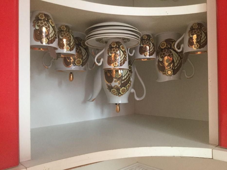 К новому году Продам фарфоровый кофейный сервиз