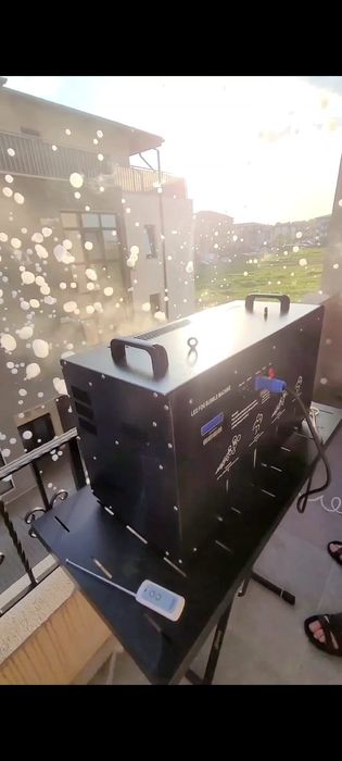 Vand masina Baloane cu fum