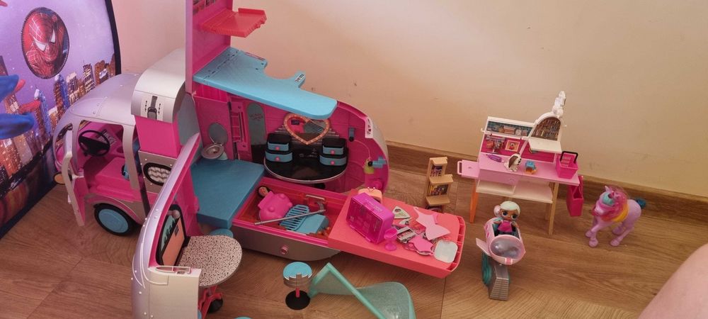 Трейлър за Барби