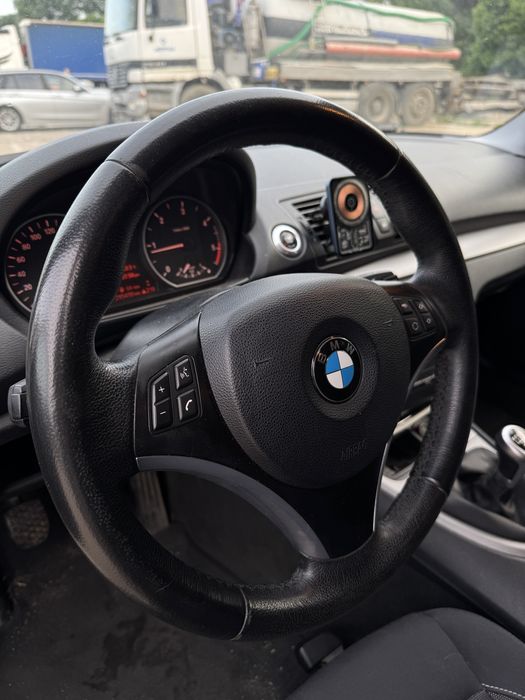 BMW 118d e87 seria 1 LCI Manual Bi Xenon M Sport