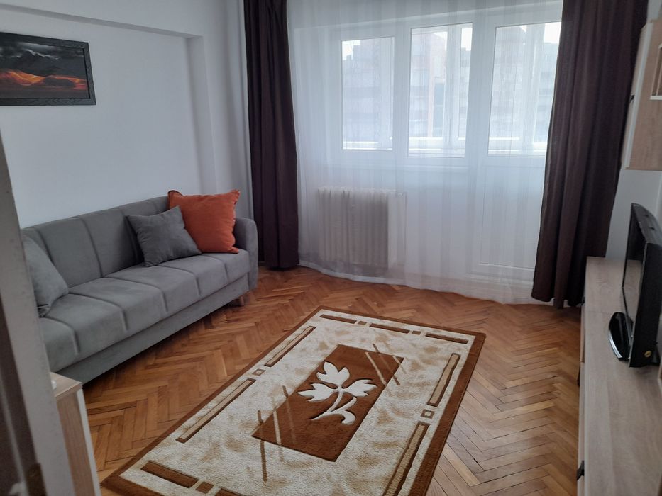Apartament de inchiriat