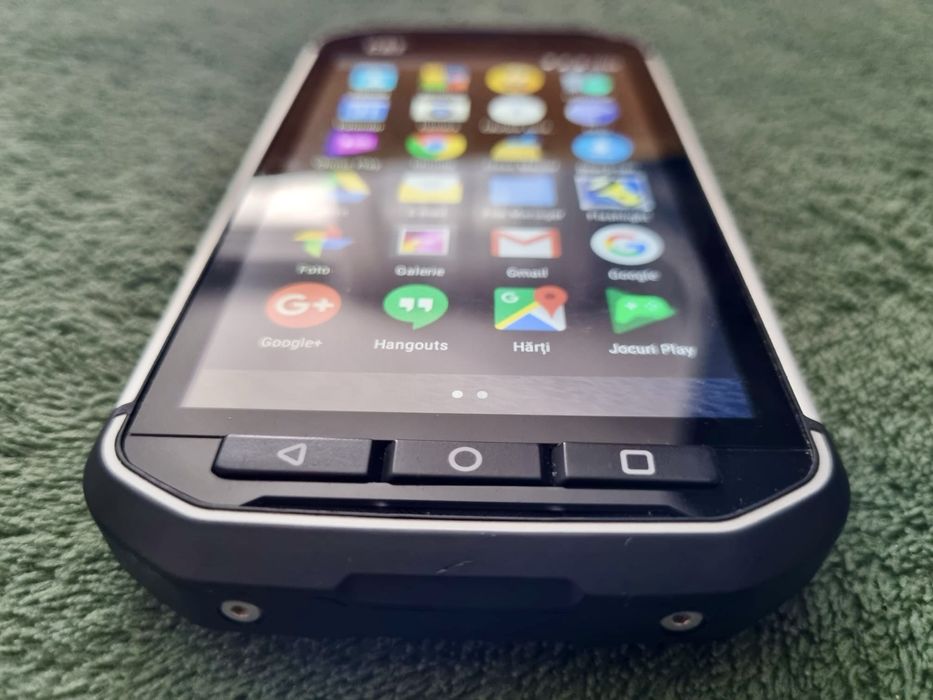 CAT S40- 16GB in stare perfecta