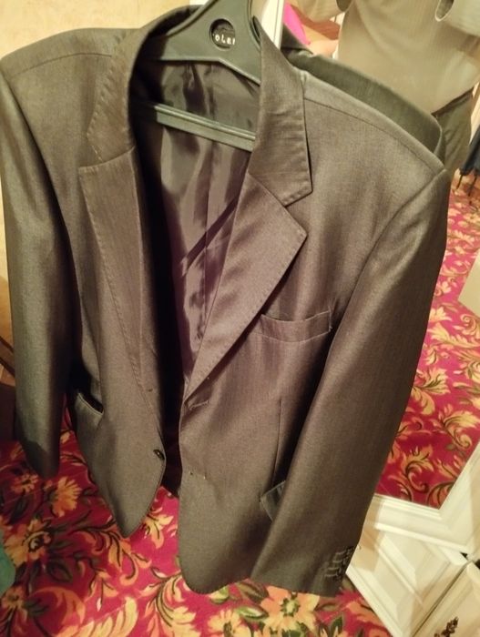 Мужской костюм .